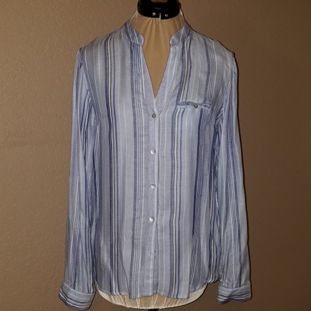 New Kut fromthe Kloth Blue Shirt 100% rayon size S